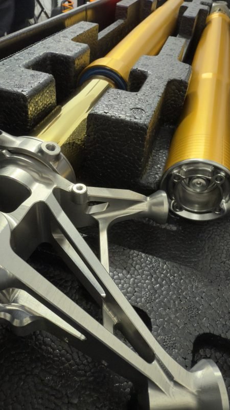 Factory SBK Forks - Ohlins RVP2530